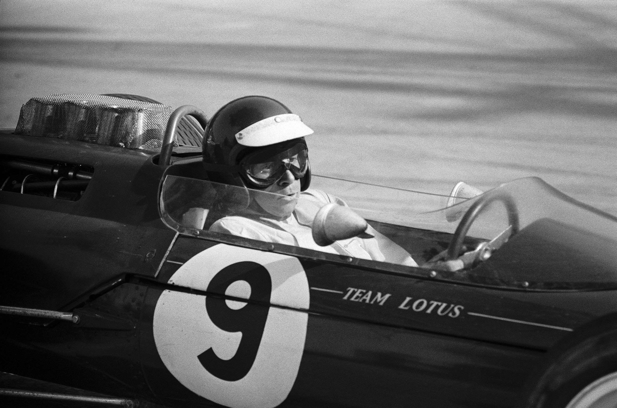 f1-1963-monaco-jim-clark-lotus-25-climax-rainer-schlegelmilch-mi-goodwood-28102020.jpg