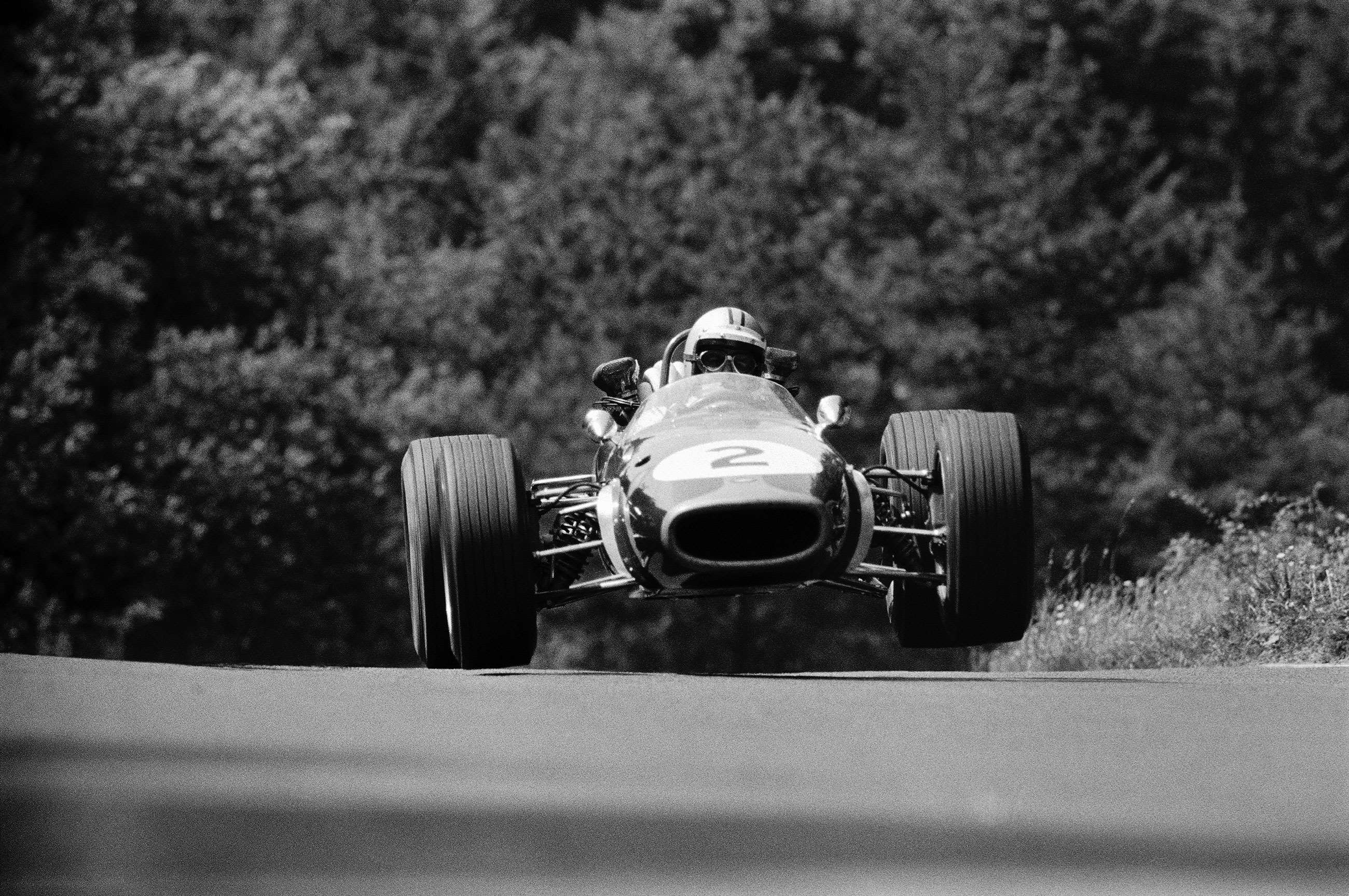 f1-1967-germany-denny-hulme-brabham-bt24-repco-rainer-schlegelmilch-mi-goodwood-28102020.jpg
