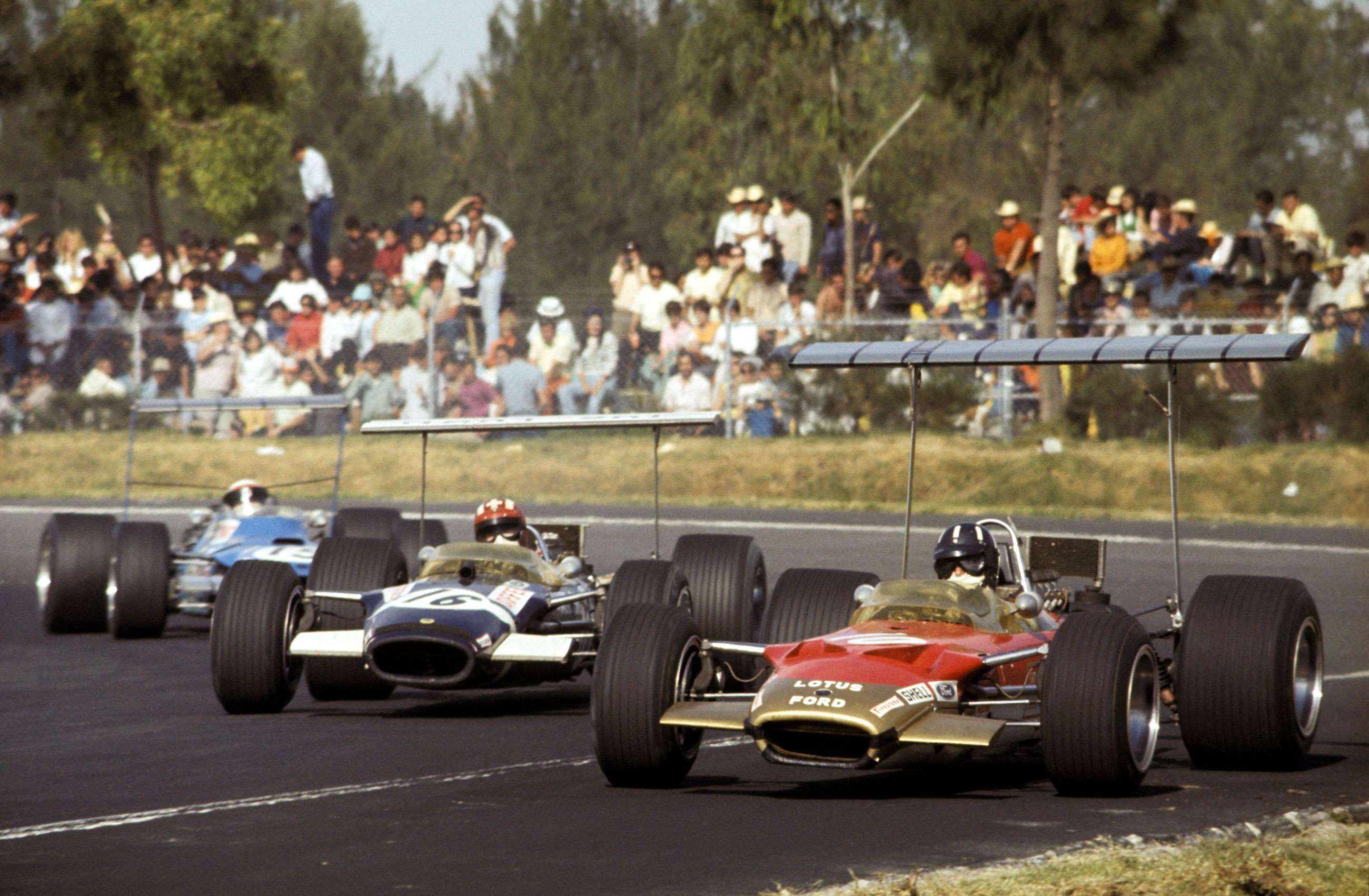 f1-1968-mexico-hill-lotus-cosworth-49b-jo-siffert-jackie-stewart-matra-cosworth-ms10-david-phipps-mi-goodwood-28102020.jpg