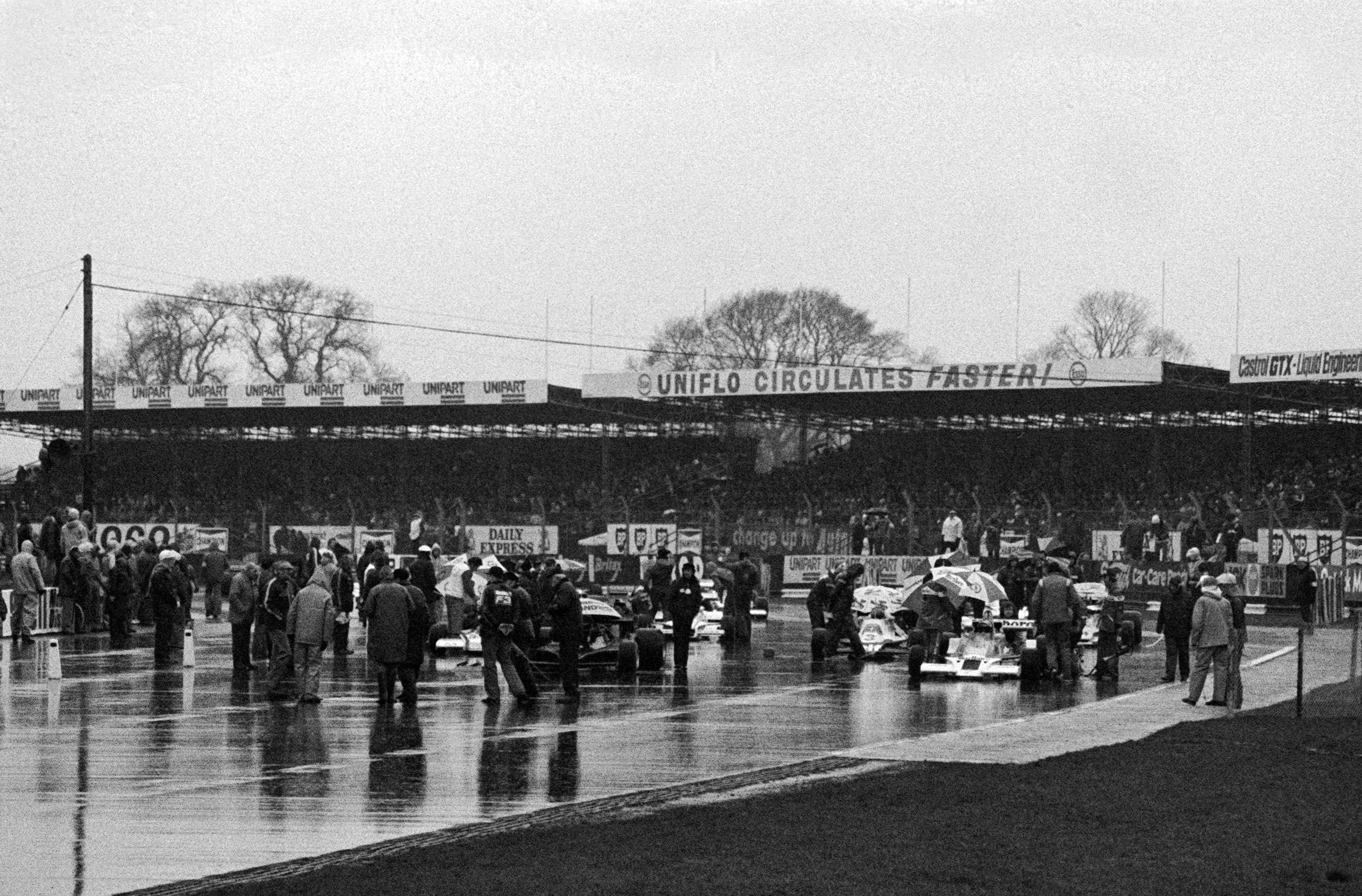 Ready and waiting, the grid for the 1978 Silverstone BRDC International Trophy. Pole sitter Ronnie Peterson sits in his Lotus 78 on the far left.