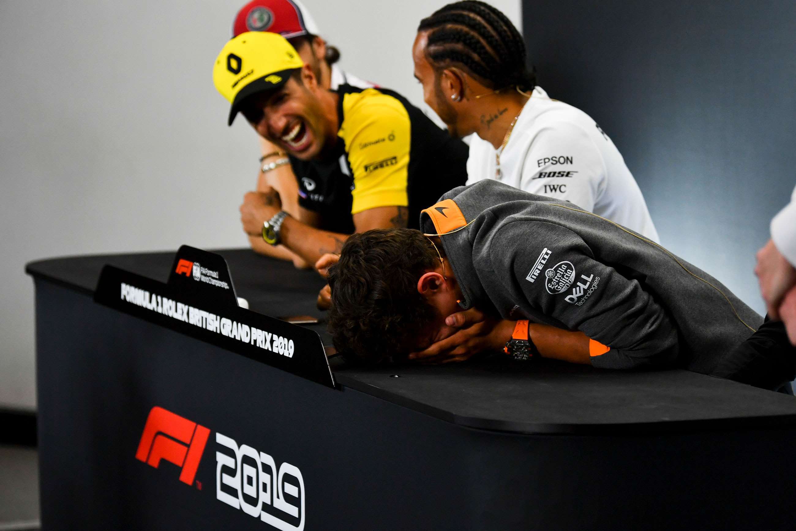 daniel-ricciardo-lando-norris-mclaren-2021-f1-2019-silverstone-mark-sutton-mi-goodwood-14052020.jpg