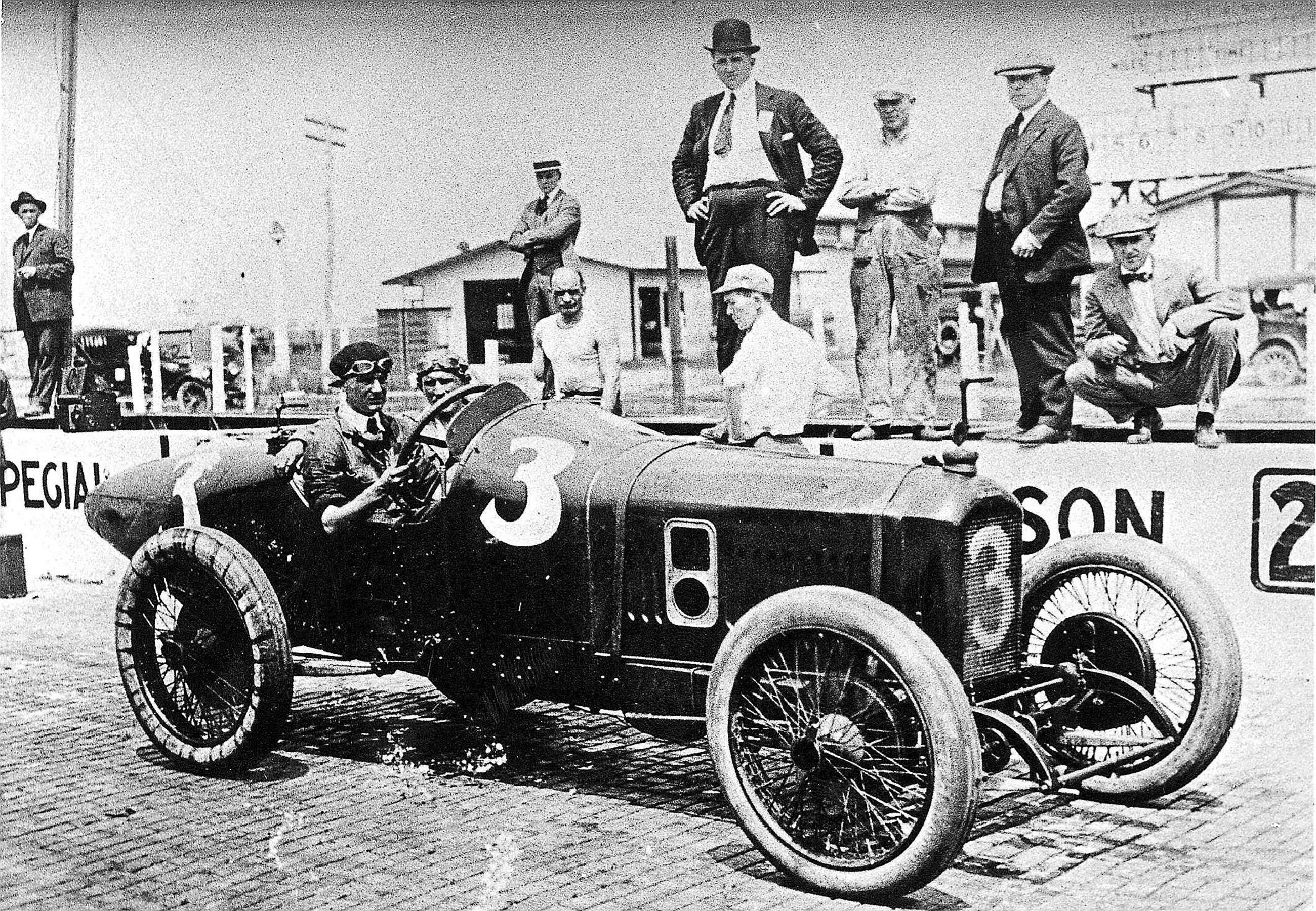 indy-500-1919-howdy-wilcox-peugeot-mi-goodwood-07052020.jpg