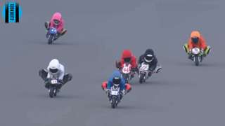 video-tiny-motorcycle-race-japan-goodwood-27102021.jpg