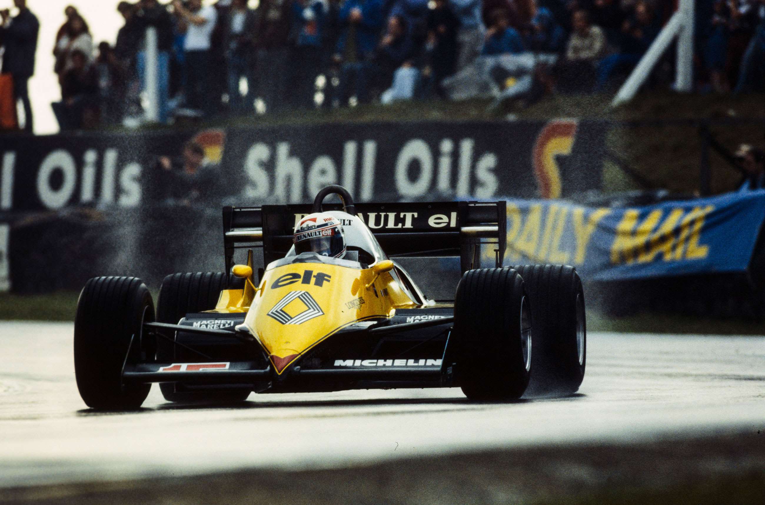 best-f1-cars-of-the-1980s-7-renault-re40-alain-prost-f1-1983-brands-hatch-mi-goodwood-31032021.jpg
