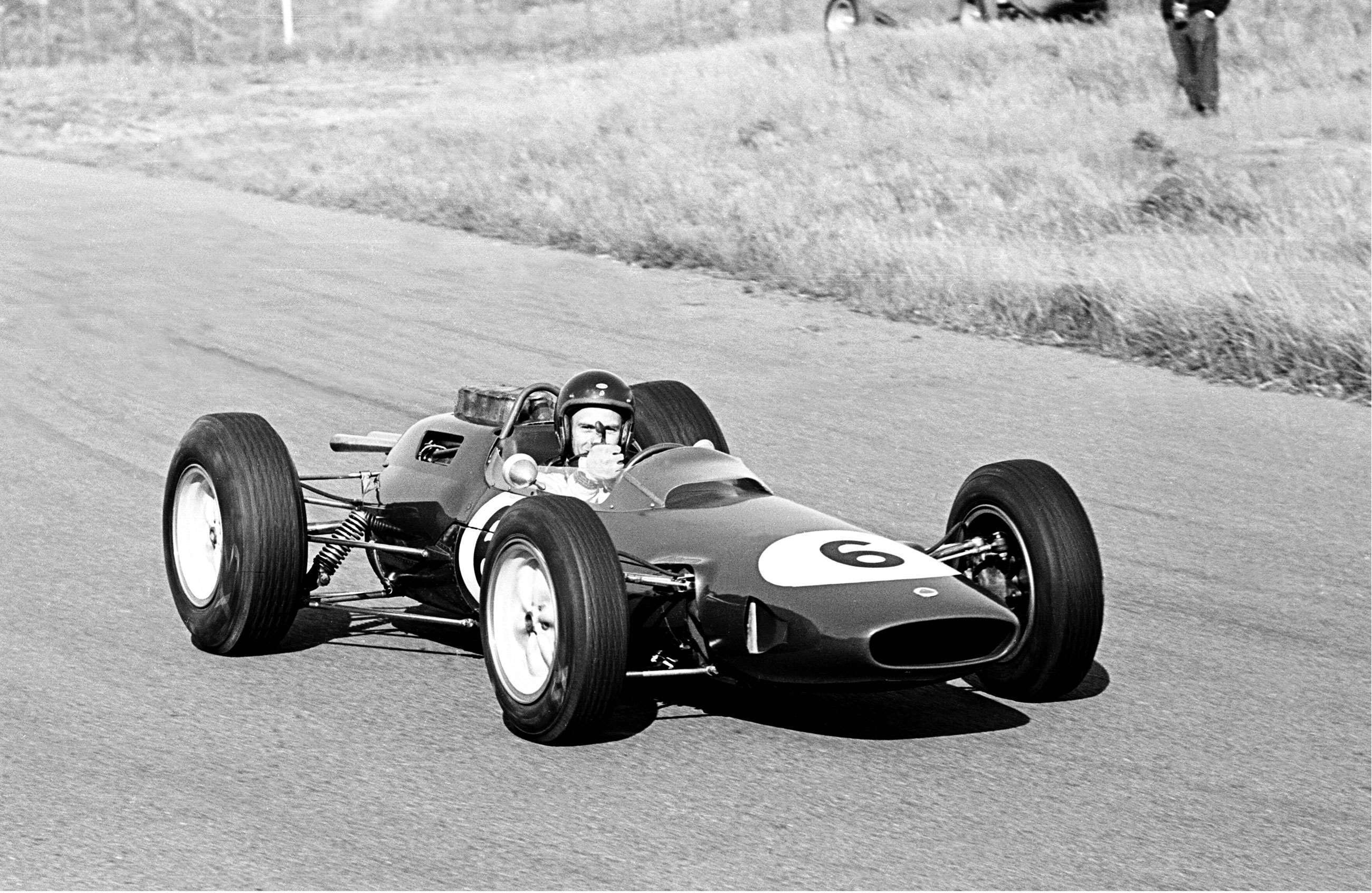 best-f1-cars-of-the-1960s-1-lotus-25-jim-clark-f1-1963-zandvoort-david-phipps-mi-goodwood-21042021.jpg