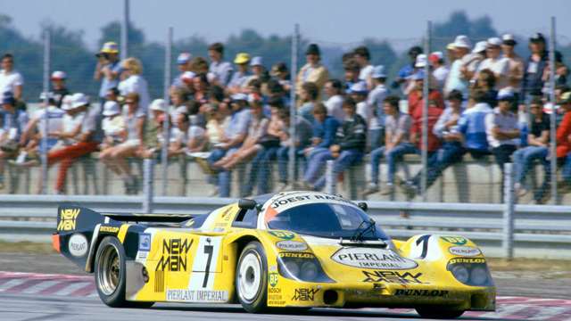 porsche-le-mans-winners-le-mans-1984-porsche-956b-pescarolo-ludwig-mi-goodwood-16052021.jpg