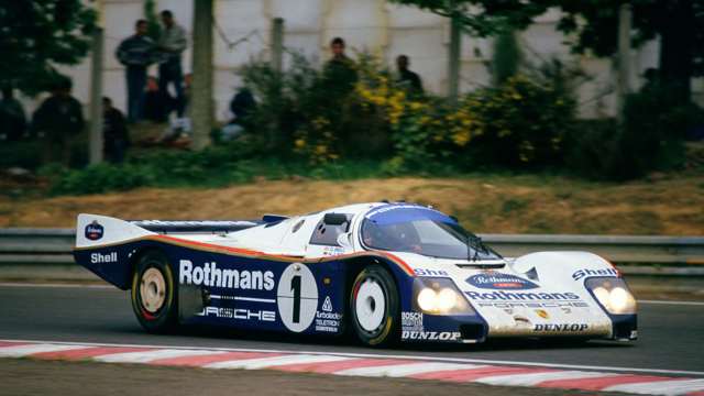 porsche-le-mans-winners-le-mans-1986-porsche-962-bell-stuck-holbert-lat-mi-goodwood-16052021.jpg