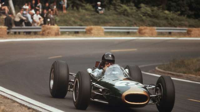 dan-gurney-brabham-bt7-climax-f1-1964-rouen-lat-mi-goodwood-18062021.jpg