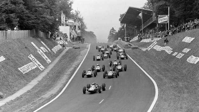 f1-1964-rouen-clark-lotus-26-gurney-brabham-bt7-climax-david-phipps-mi-goodwood-01072021.jpg