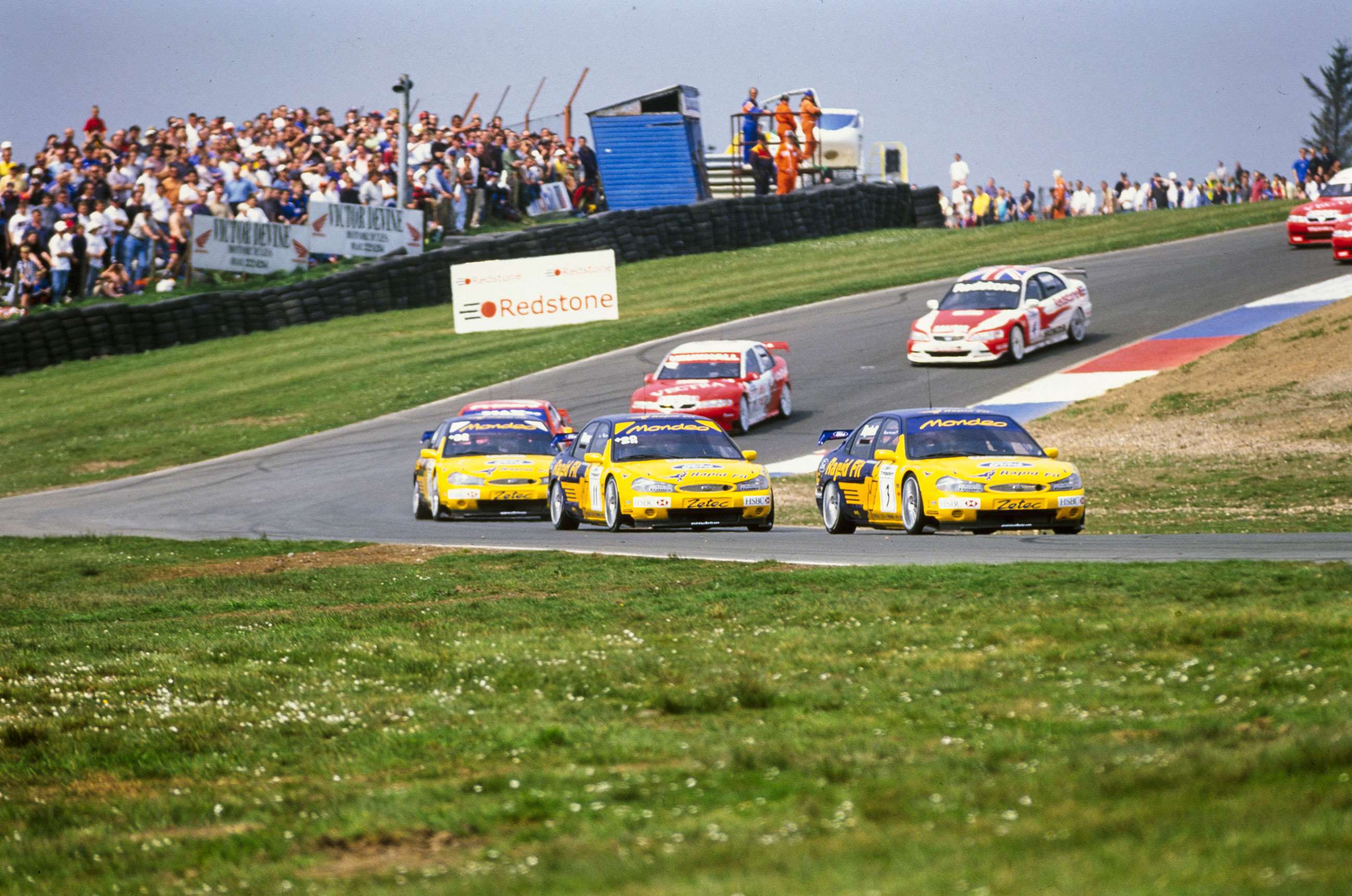 best-ford-touring-cars-5-ford-mondeo-btcc-2000-rydell-menu-reid-jeff-bloxham--mi-goodwood-27082021.jpg
