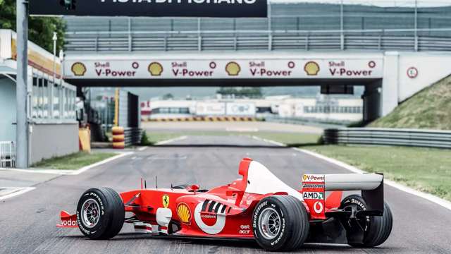 rm-sothebys-ferrari-f2003-ga-06.jpg
