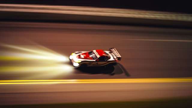 classic-daytona-24-2022-paddocks-day-1-03.jpg
