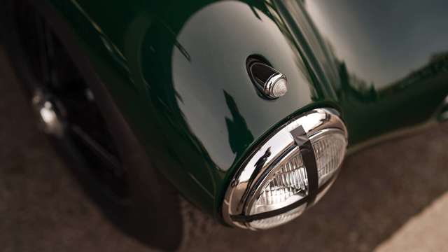 jaguar-xk140-gomm-15.jpg