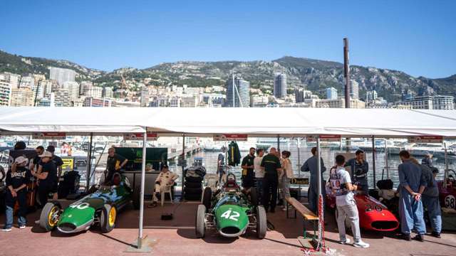 ps_monaco_friday_pits_19.jpg