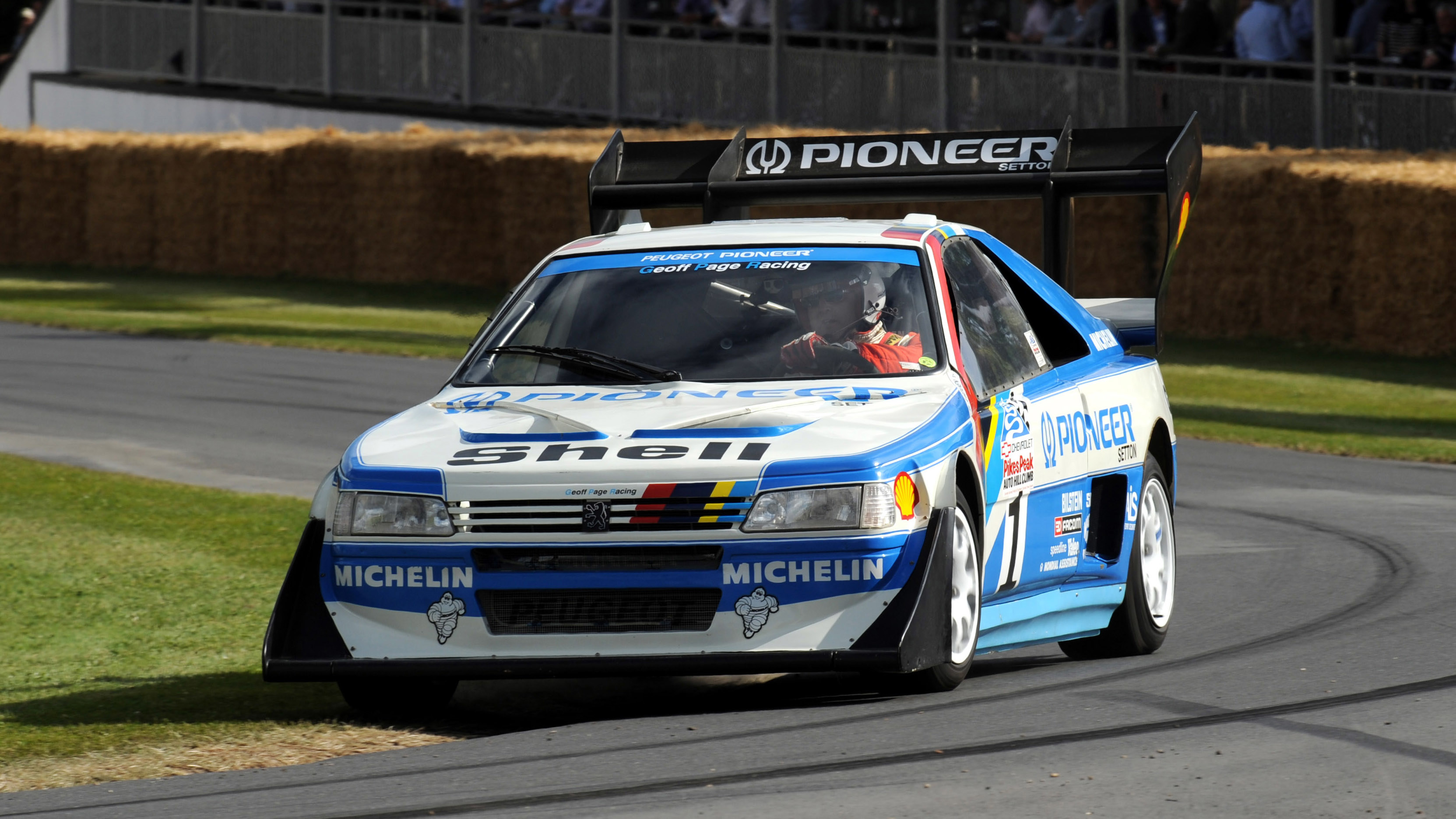 Peugeot 405 T16.jpg