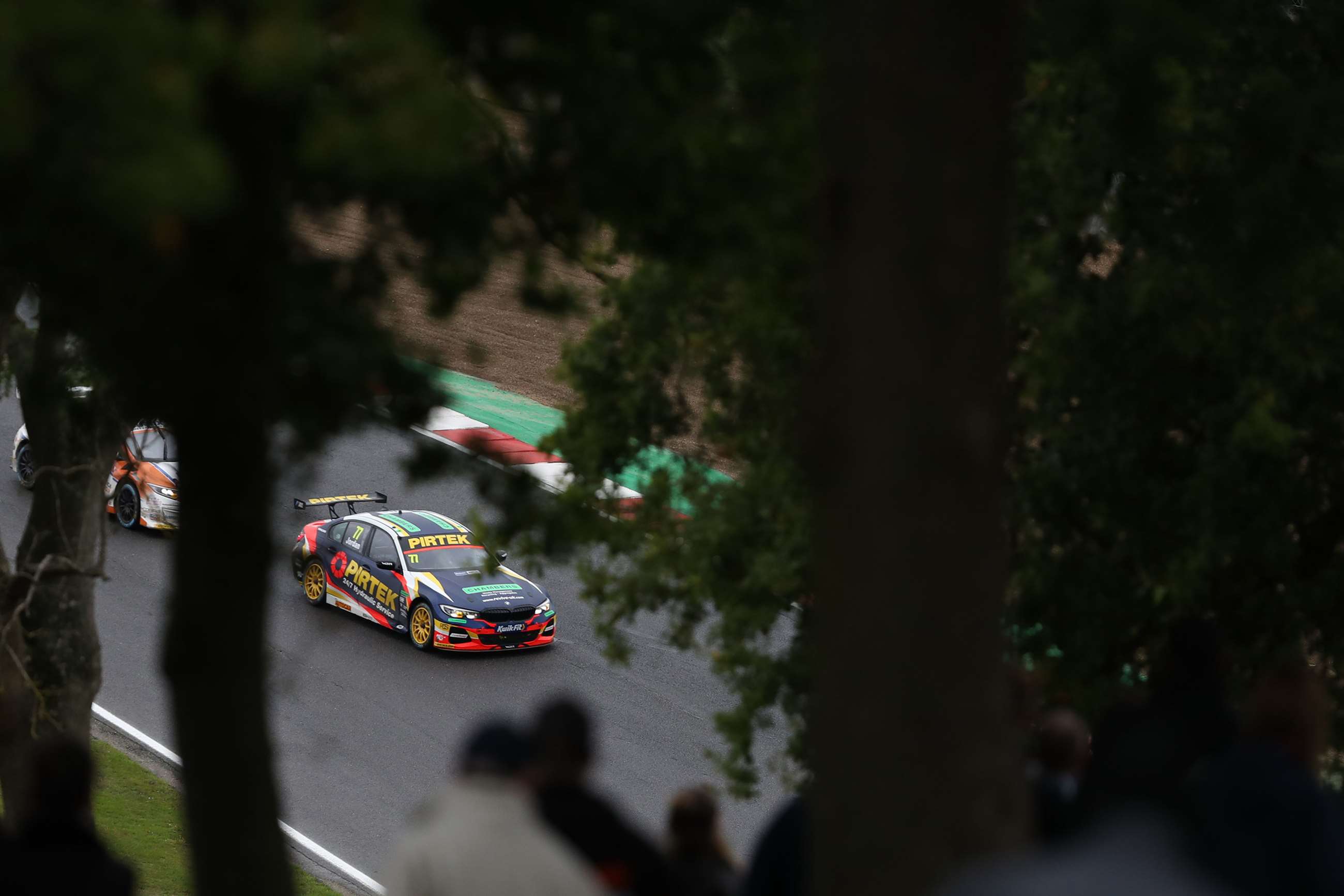 btcc-2019-brands-hatch-finale-andrew-jordan-pirtek-wsr-bmw-goodwood-16102019.jpg.jpg