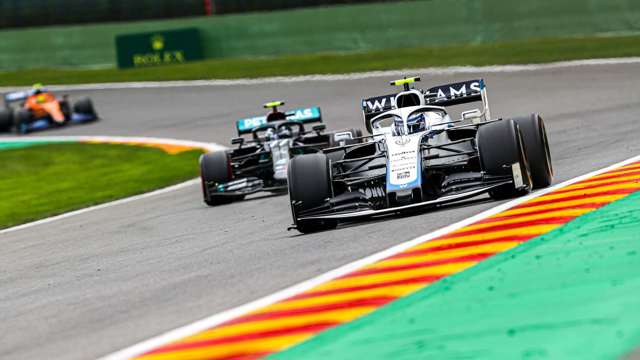 williams-family-leave-f1-williams-fw43-nicholas-latifi-f1-2020-belgium-mi-goodwood-03092020.jpg