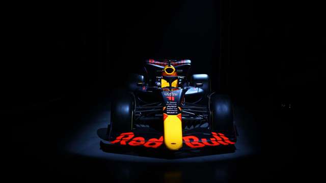 red-bull-rb18-launch-5.jpg