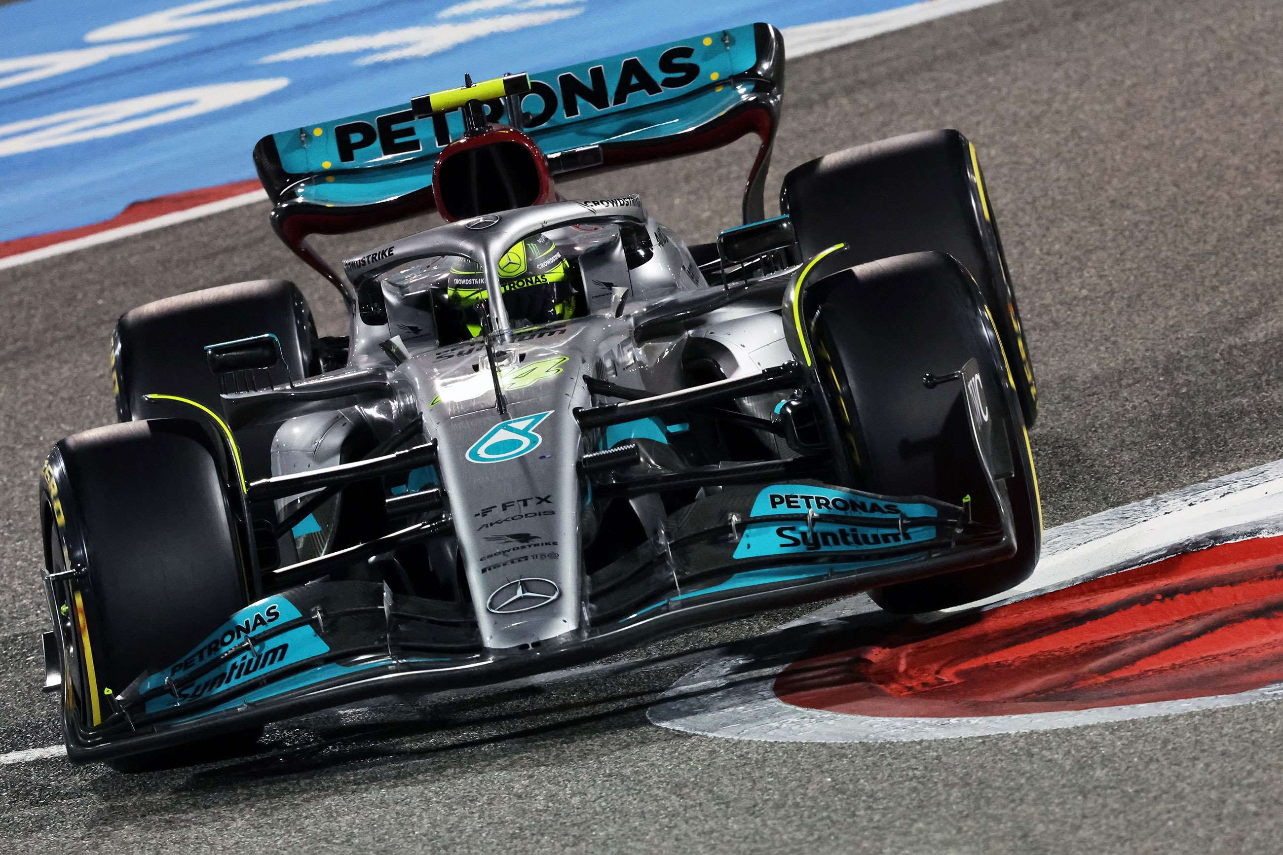 f1-2022-bahrain-lewis-hamilton-mercedes-w13-steve-etherington-mi-21032022.jpg