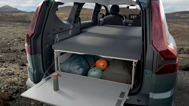 dacia-jogger-sleep-pack-2.jpg