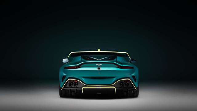 aston-martin-gt4-05.jpg