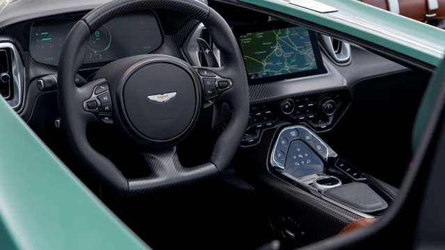 aston-martin-speedster-review-goodwood-01062170.jpg