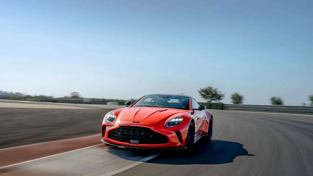aston-martin-vantage-2024-review-first-drive-01.jpg