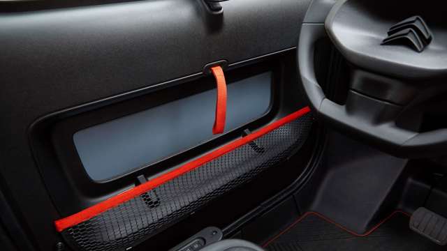 citroen-ami-door-storage-goodwood-11032021.jpg