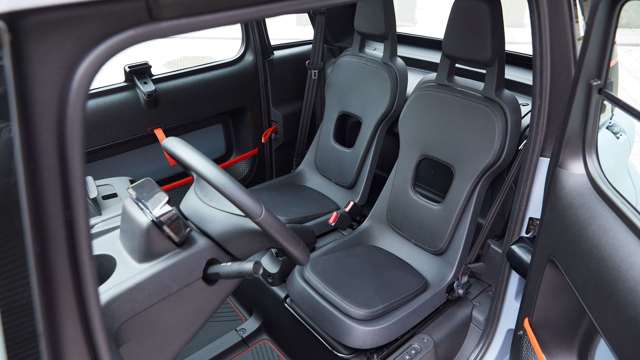 citroen-ami-seats-goodwood-11032021.jpg