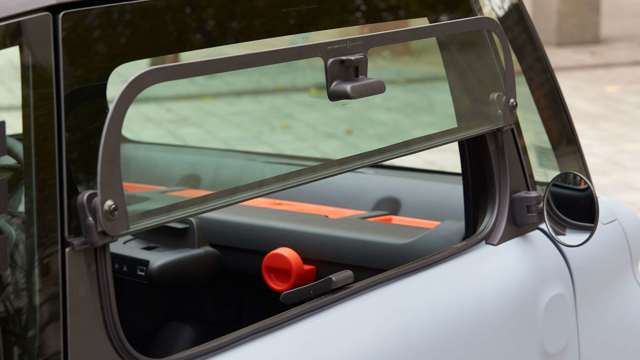 citroen-ami-windows-goodwood-11032021.jpg