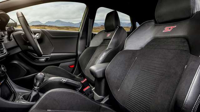 ford-puma-st-recaro-seats-goodwood-23022021.jpg