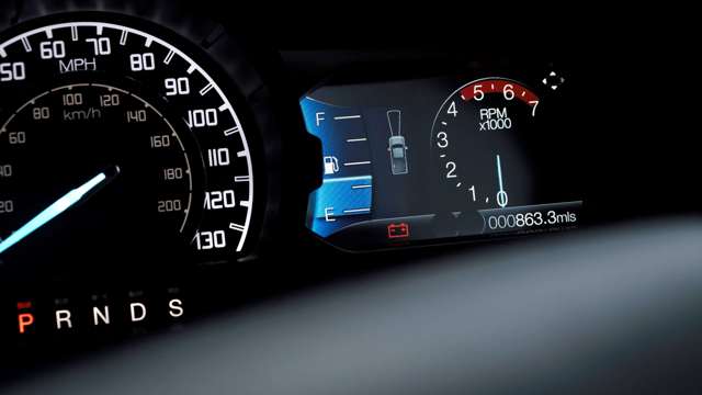 ford-ranger-raptor-dials-goodwood-19052107.jpg