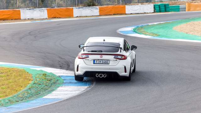 honda-civic-type-r-review-40.jpg