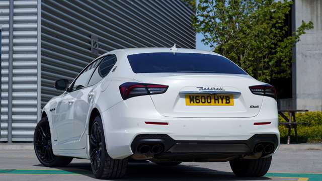 maserati-ghibli-hybrid-grandsport-review-goodwood-23062105.jpg