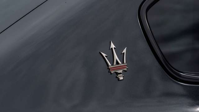 maserati-quattroporte-trofeo-review-first-drive-07.jpg