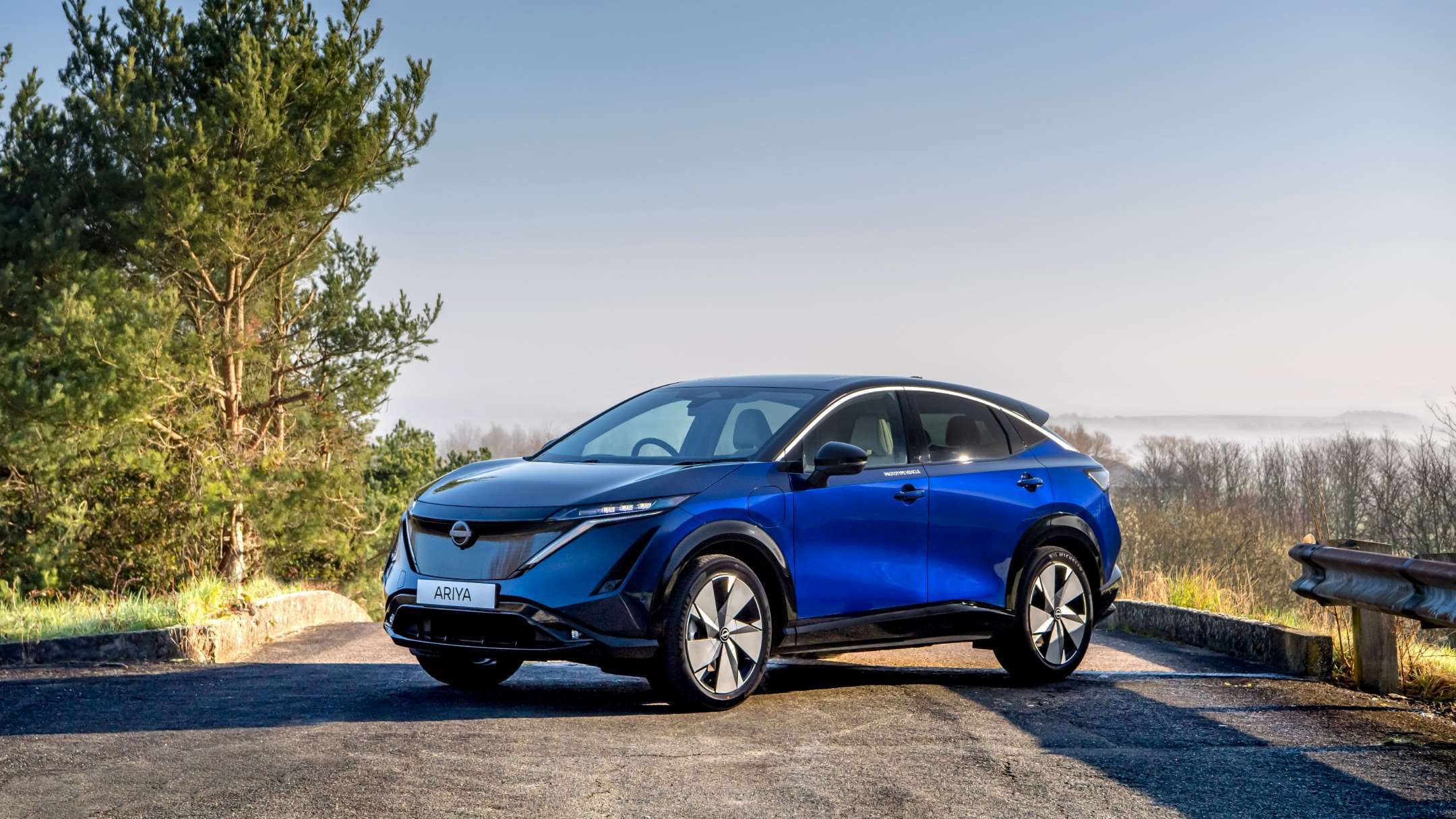 nissan_ariya_blue_goodwood_review_2303202203.jpg