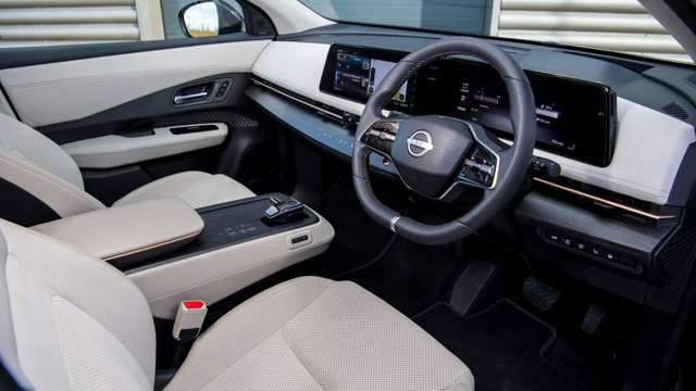 nissan_ariya_blue_goodwood_review_2303202242.jpg