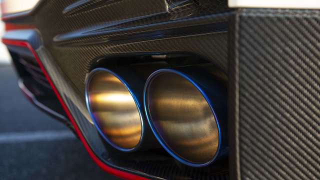 nissan-gt-r-nismo-exhaust-goodwood-20042021.jpg