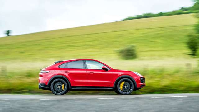 porsche-cayenne-gts-coupe-design-goodwood-26012021.jpg