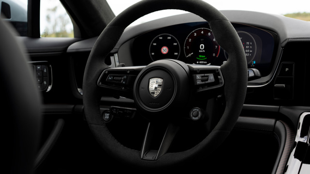 porsche panamera turbo e-hybird 18.jpg