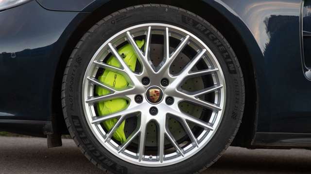 porsche-panamera-turbo-s-e-hybrid-sport-turismo-02.jpg
