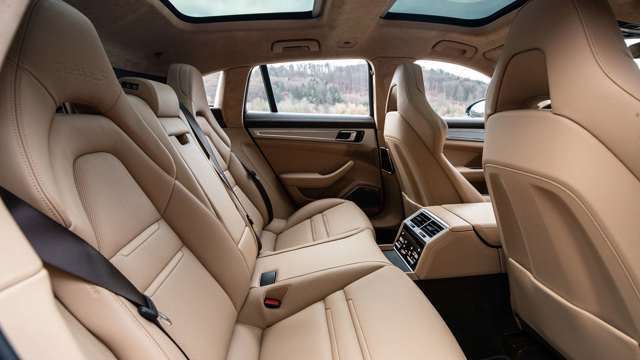 porsche-panamera-turbo-s-e-hybrid-sport-turismo-10.jpg