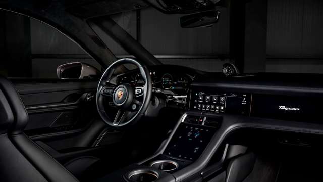 porsche-taycan-rwd-interior-goodwood-01022021.jpg