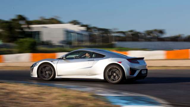 74972_honda_nsx_track_silver.jpg