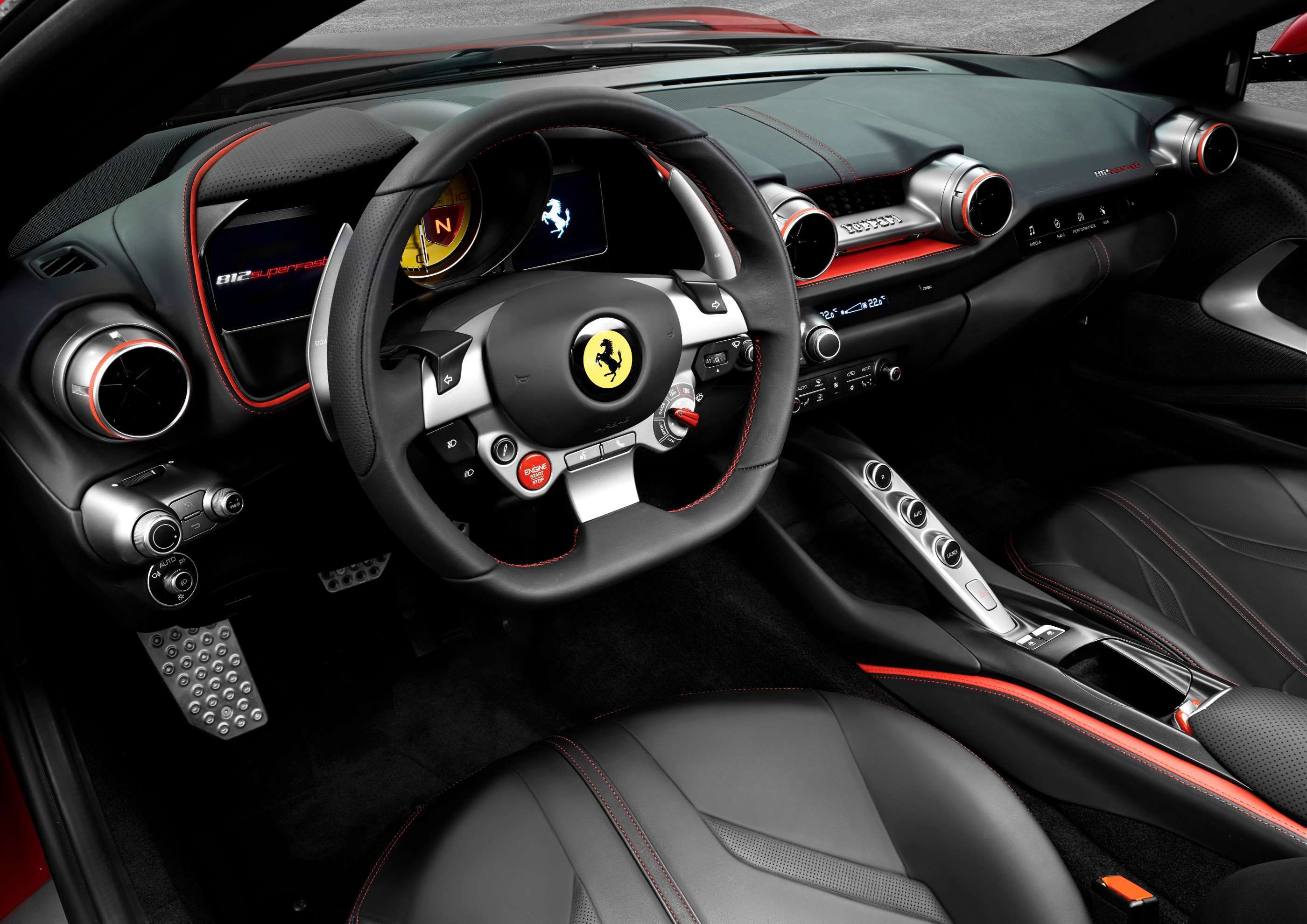 ferrari_812_superfast_16022017_06.jpg
