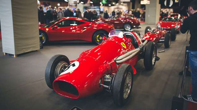 retromobile_ferrari_70_14021740.jpg