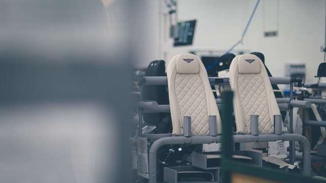 bentley_factory_crewe_03011720.jpg