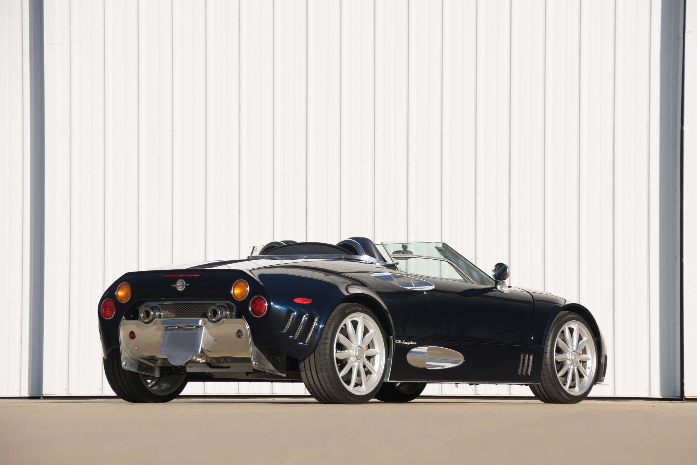 spyker_c8_spyder_bonhams_18012017_02.jpg