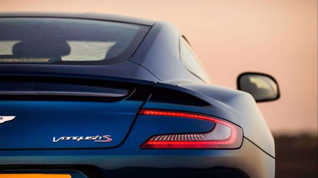aston_martin_vanquish_s_review_04012016_01.jpg