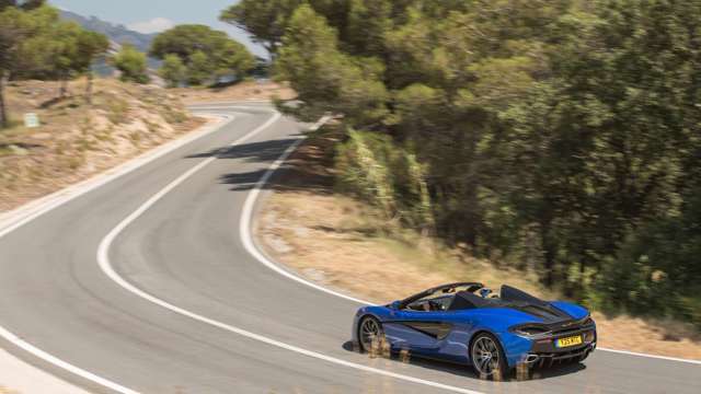 mclaren_570s_spider_review_first_drive_goodwood_25072017_143.jpg